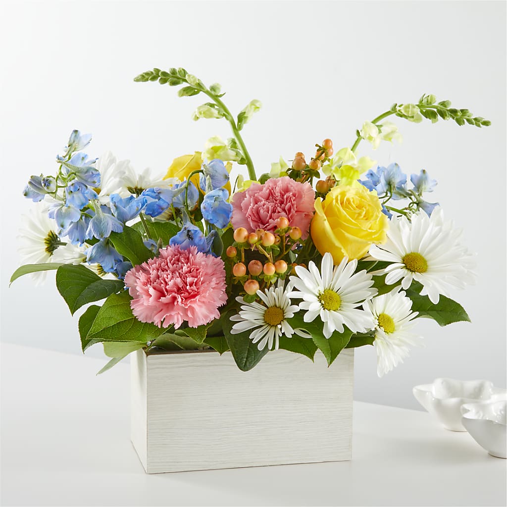 Sun Salutation Box Bouquet – Dickson Florist, Dickson TN