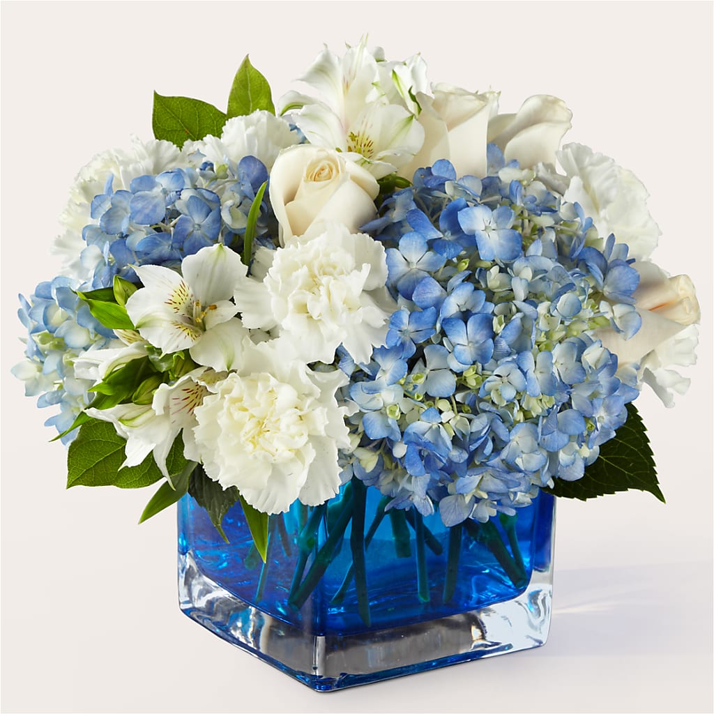 Soothing Waters Bouquet – Dickson Florist, Dickson TN