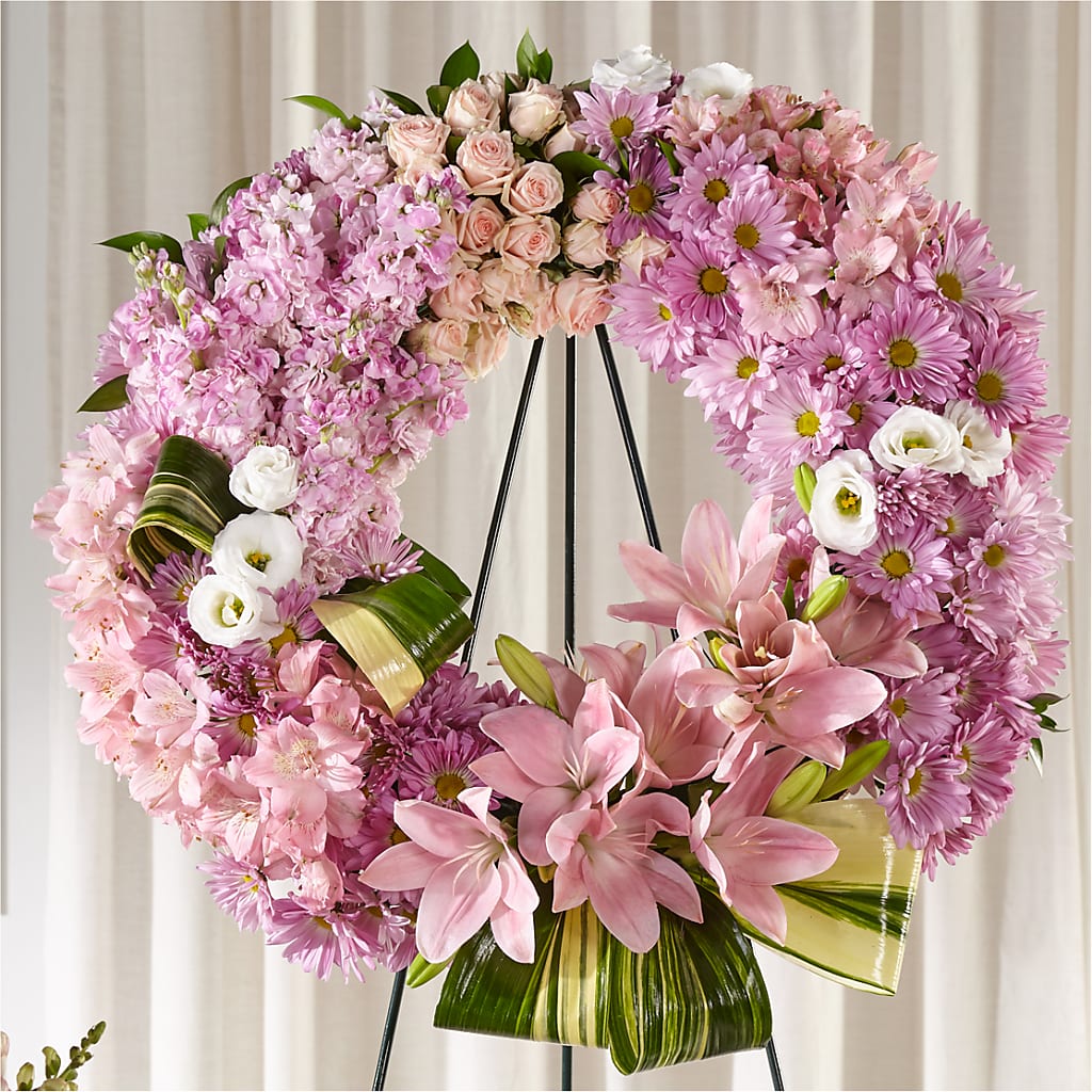 Gift of Warmth Wreath – Dickson Florist, Dickson TN
