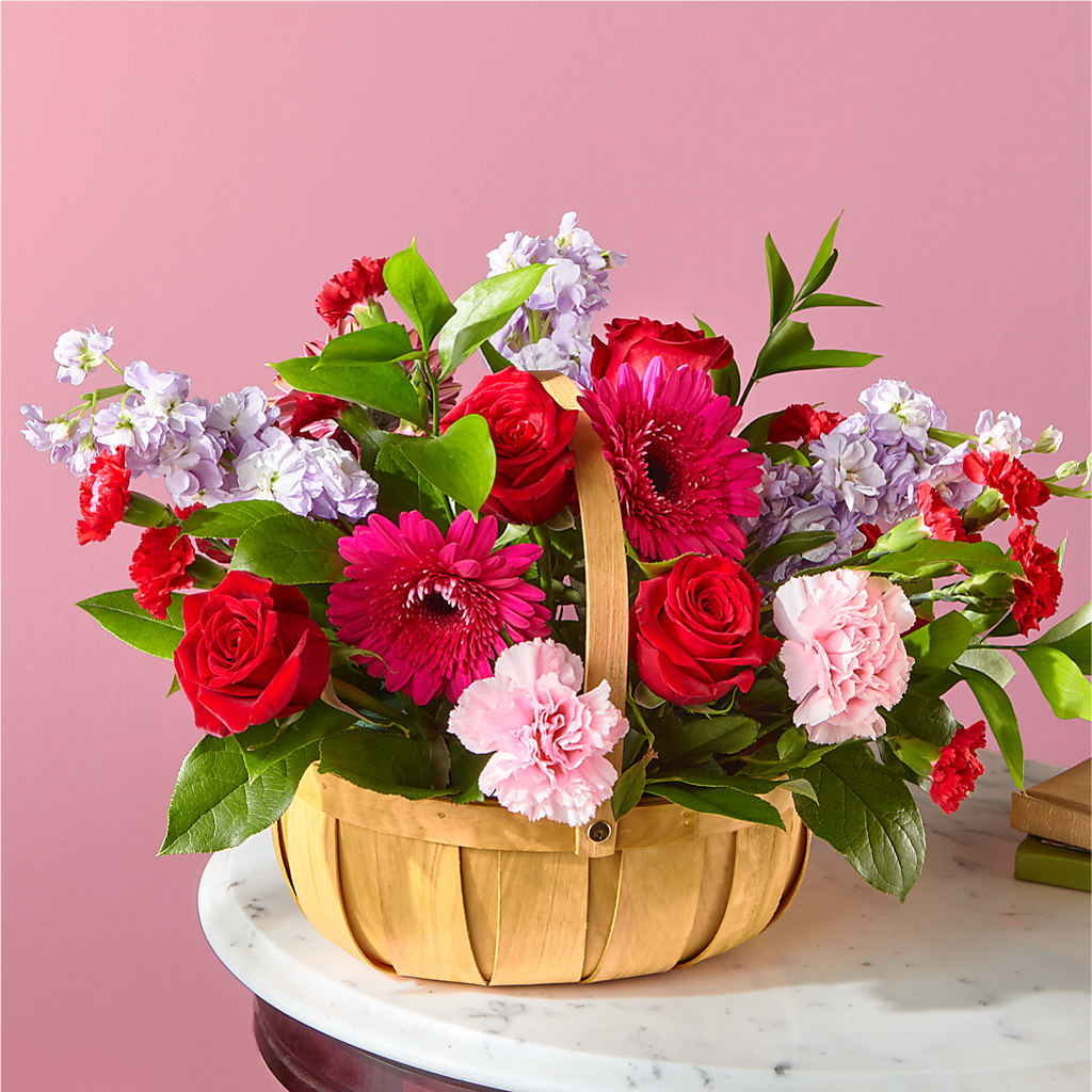 Pink Picnic Basket – Dickson Florist, Dickson TN
