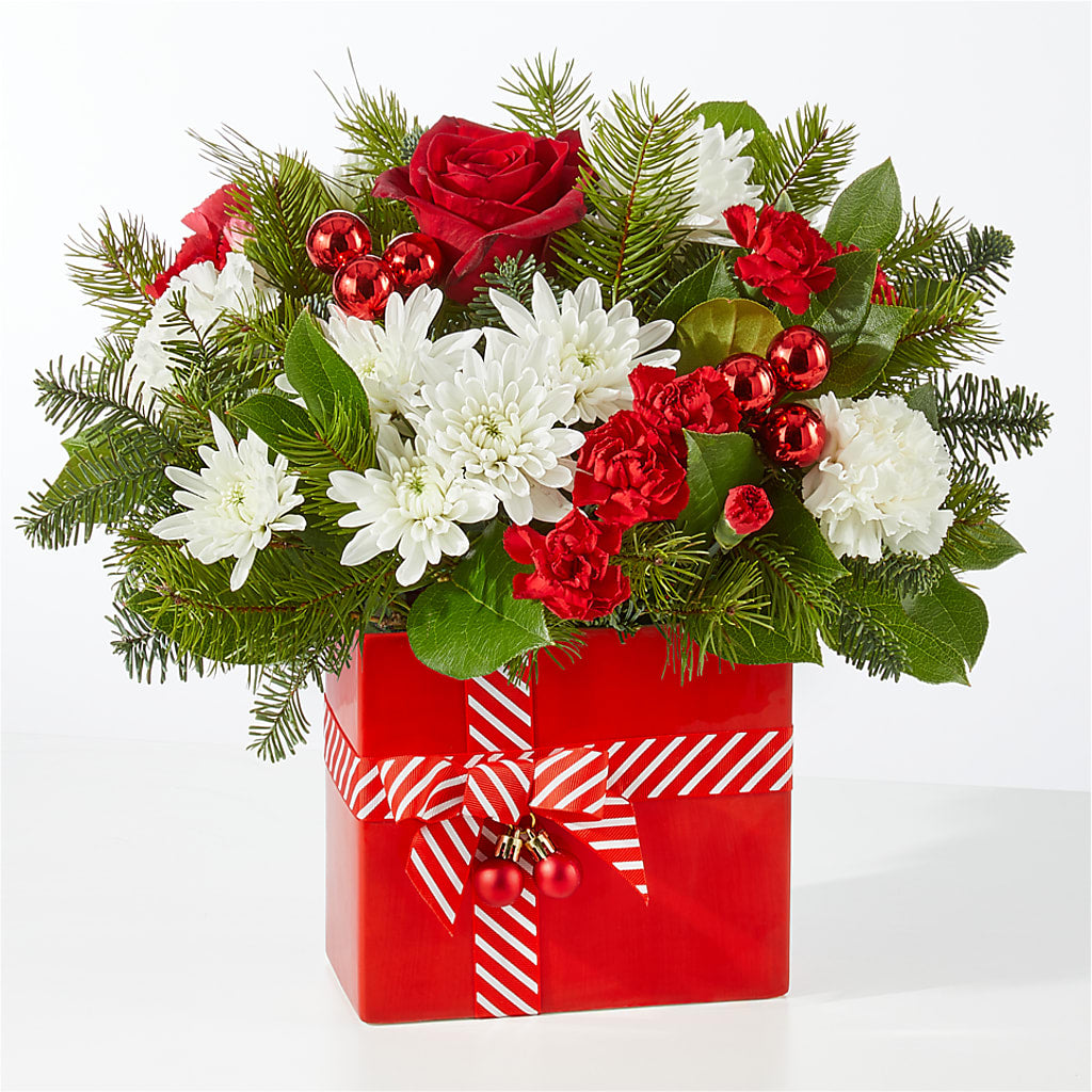 Presents Under the Tree Bouquet –  Dickson Florist, Dickson TN
