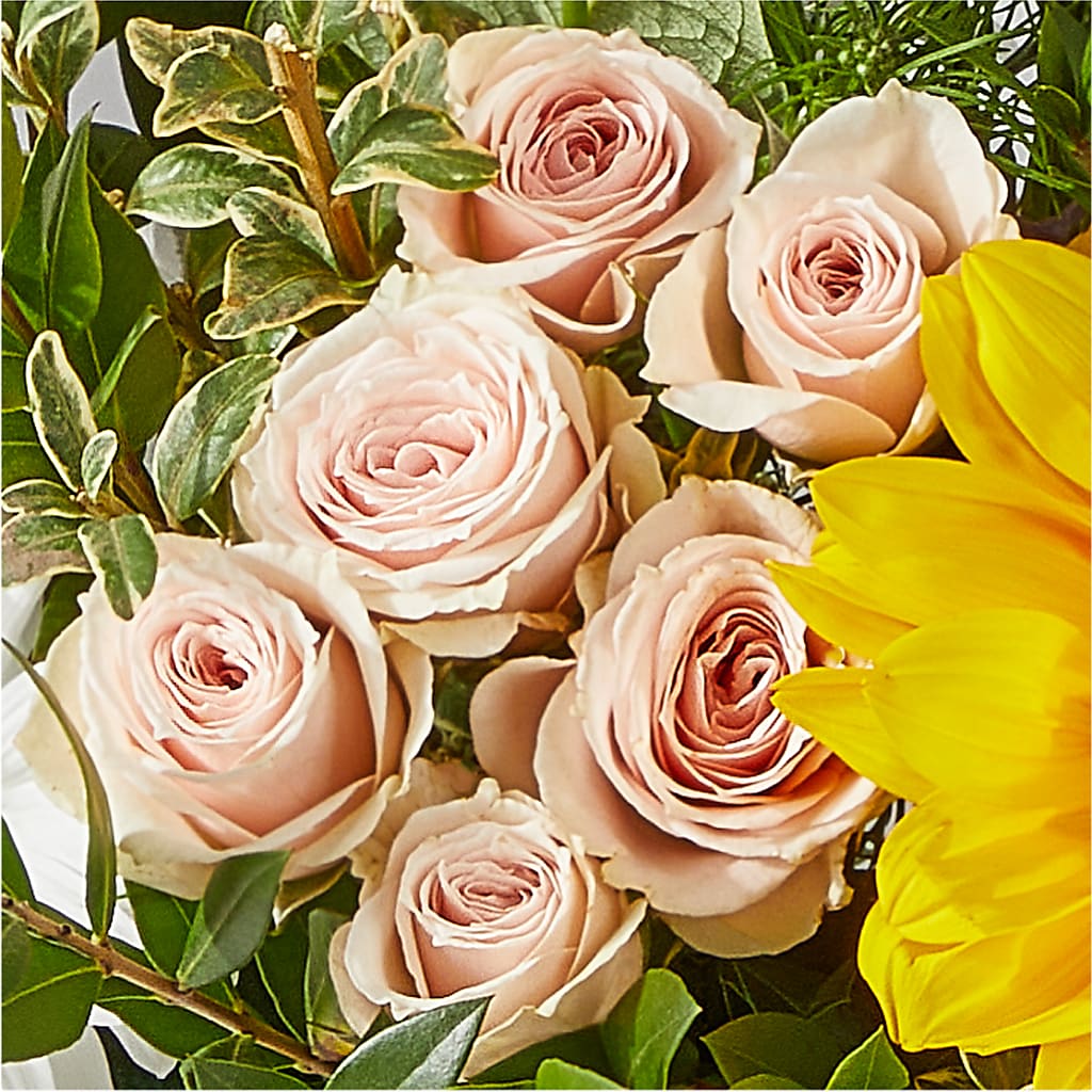 The Good Life Bouquet –  Dickson Florist, Dickson TN