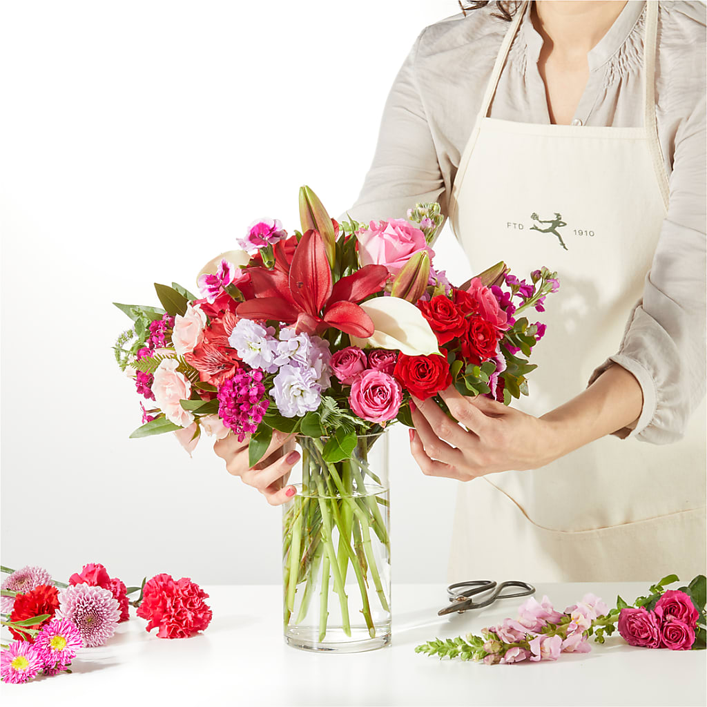 Swooning Over You - A Luxury Florist Original –  Dickson Florist, Dickson TN