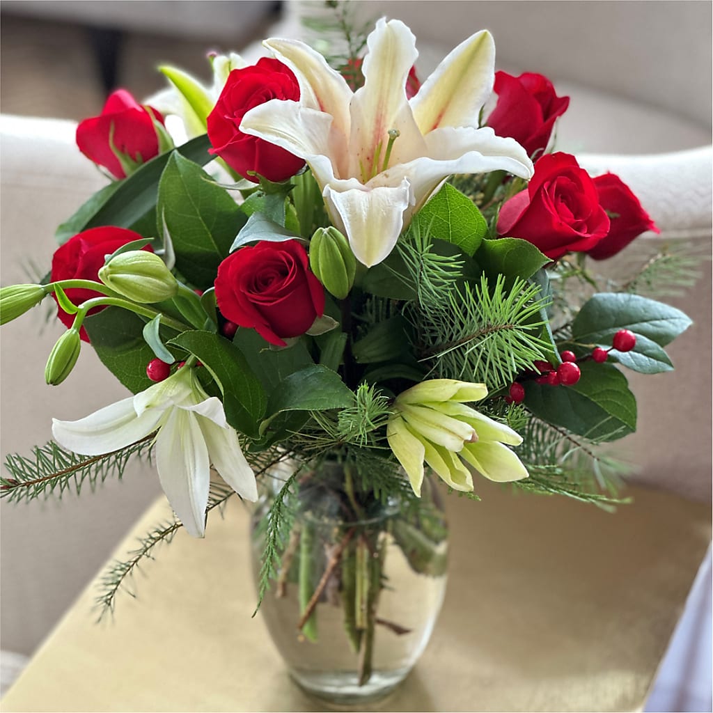 Sparkling Snowflakes Bouquet –  Dickson Florist, Dickson TN