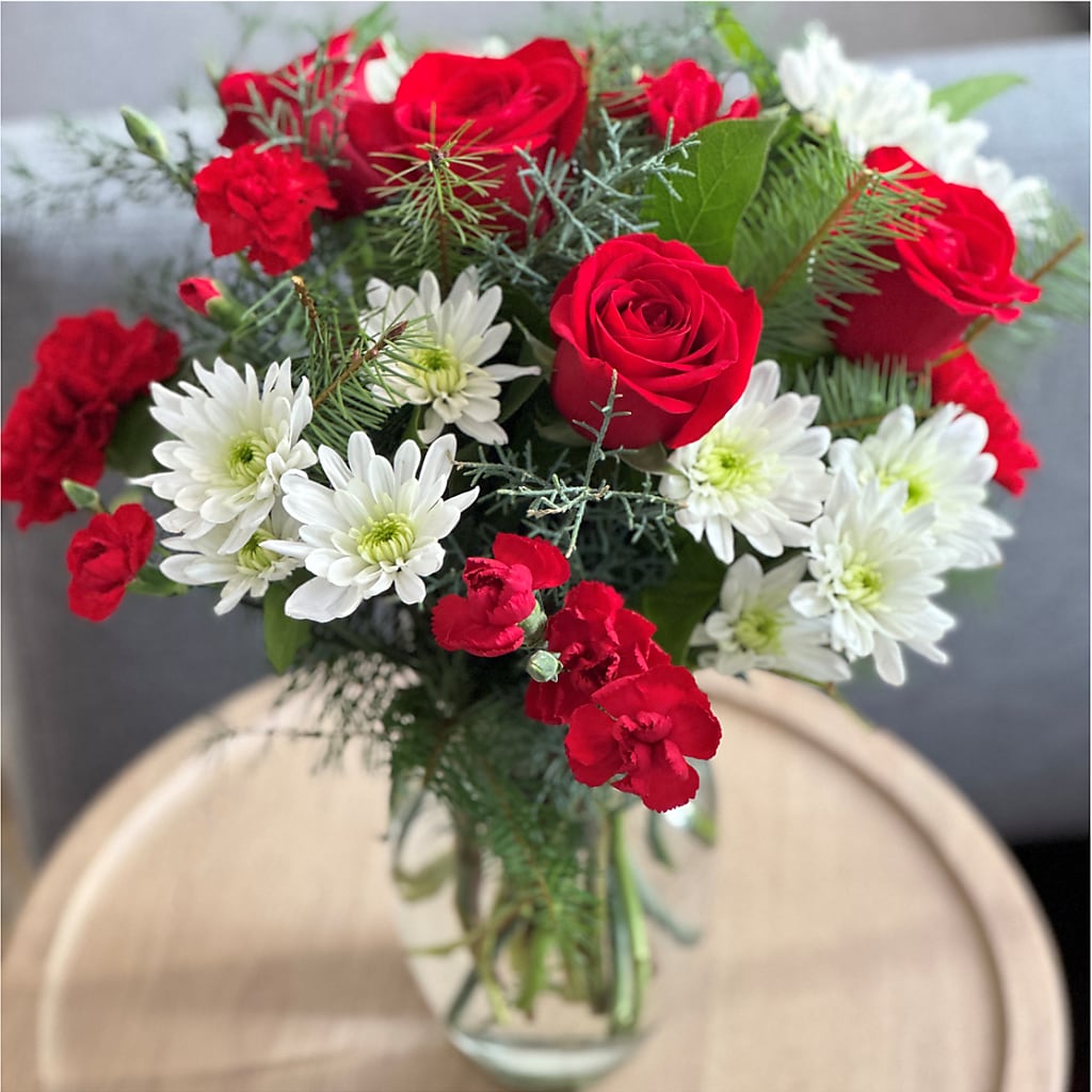 Seasonal Magic Bouquet –  Dickson Florist, Dickson TN