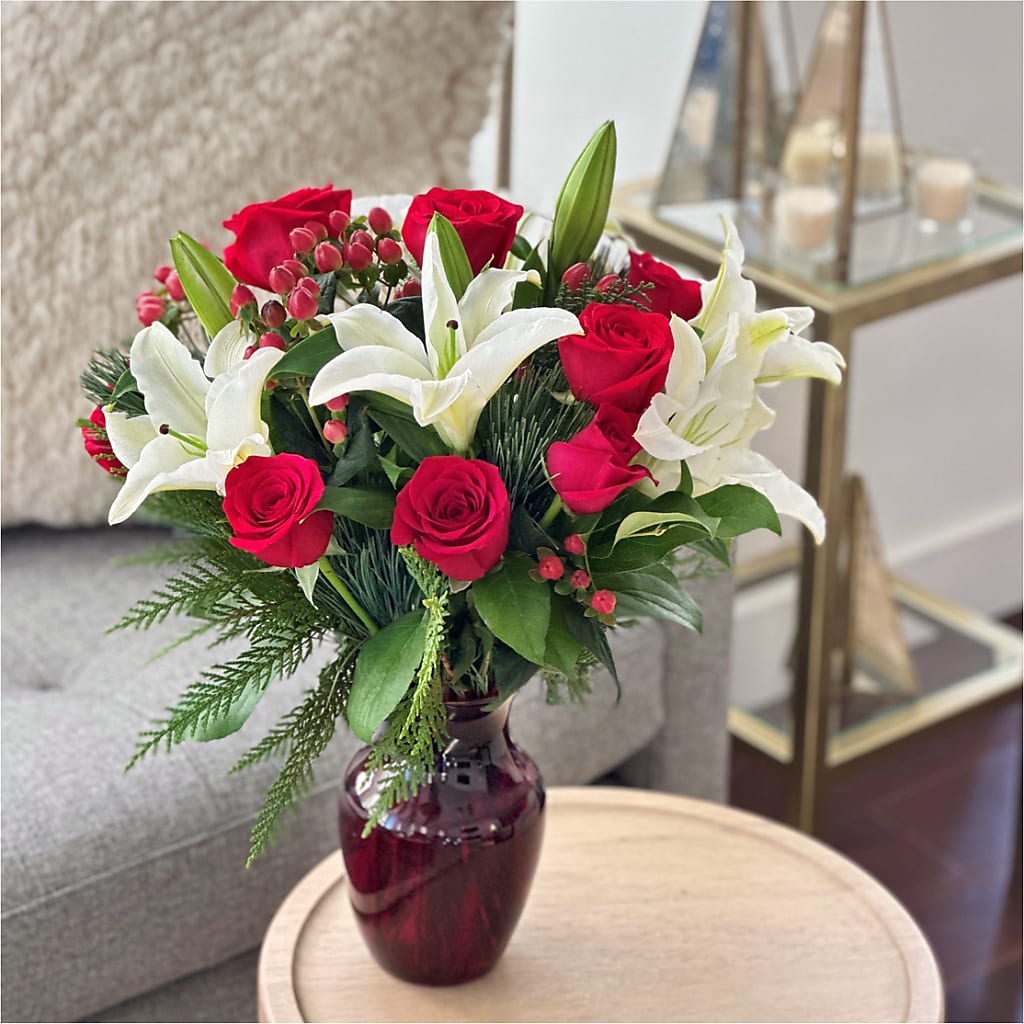 Evergreen Delight Bouquet –  Dickson Florist, Dickson TN