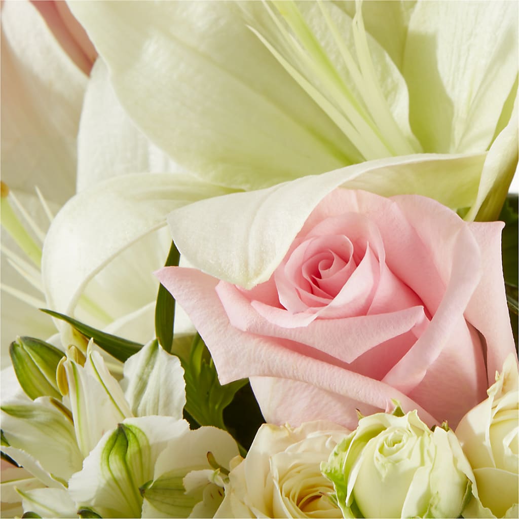 Kindhearted Bouquet –  Dickson Florist, Dickson TN