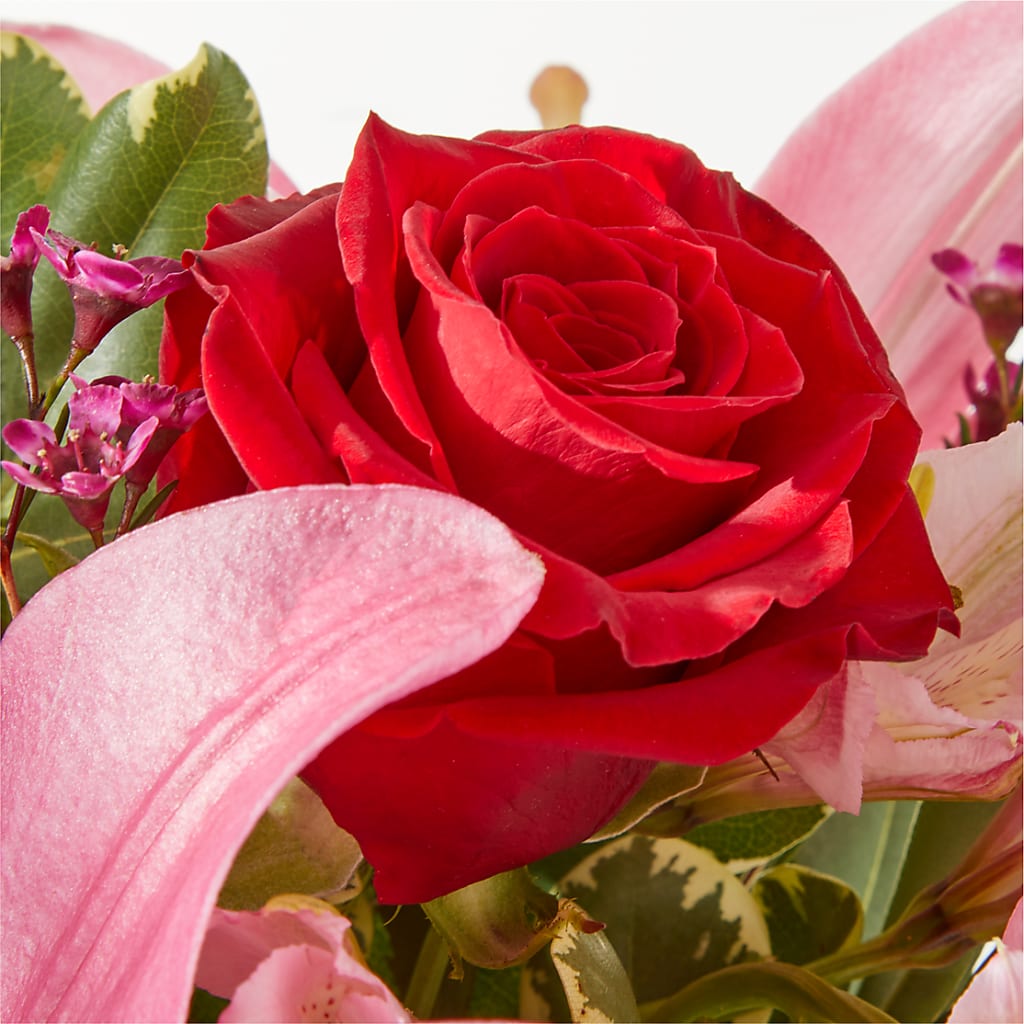 Lucky in Love Bouquet –  Dickson Florist, Dickson TN