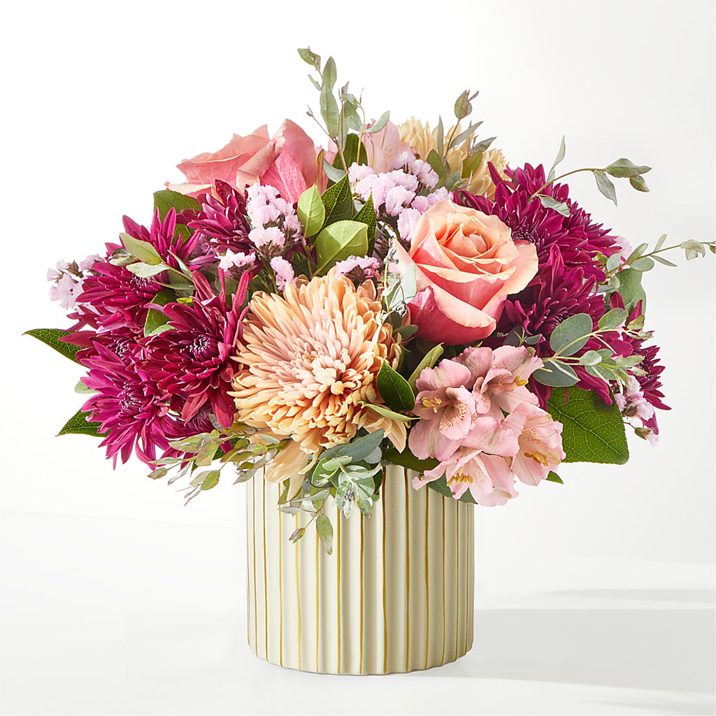 Berry Cobbler Bouquet with Ivory Vase –  Dickson Florist, Dickson TN