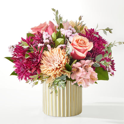 Berry Cobbler Bouquet with Ivory Vase –  Dickson Florist, Dickson TN