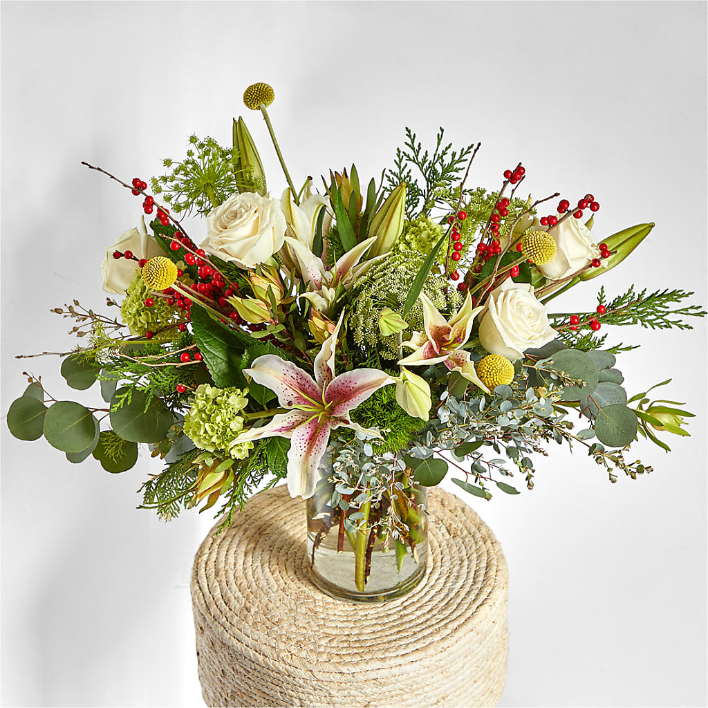 Berry & Bright Bouquet –  Dickson Florist, Dickson TN