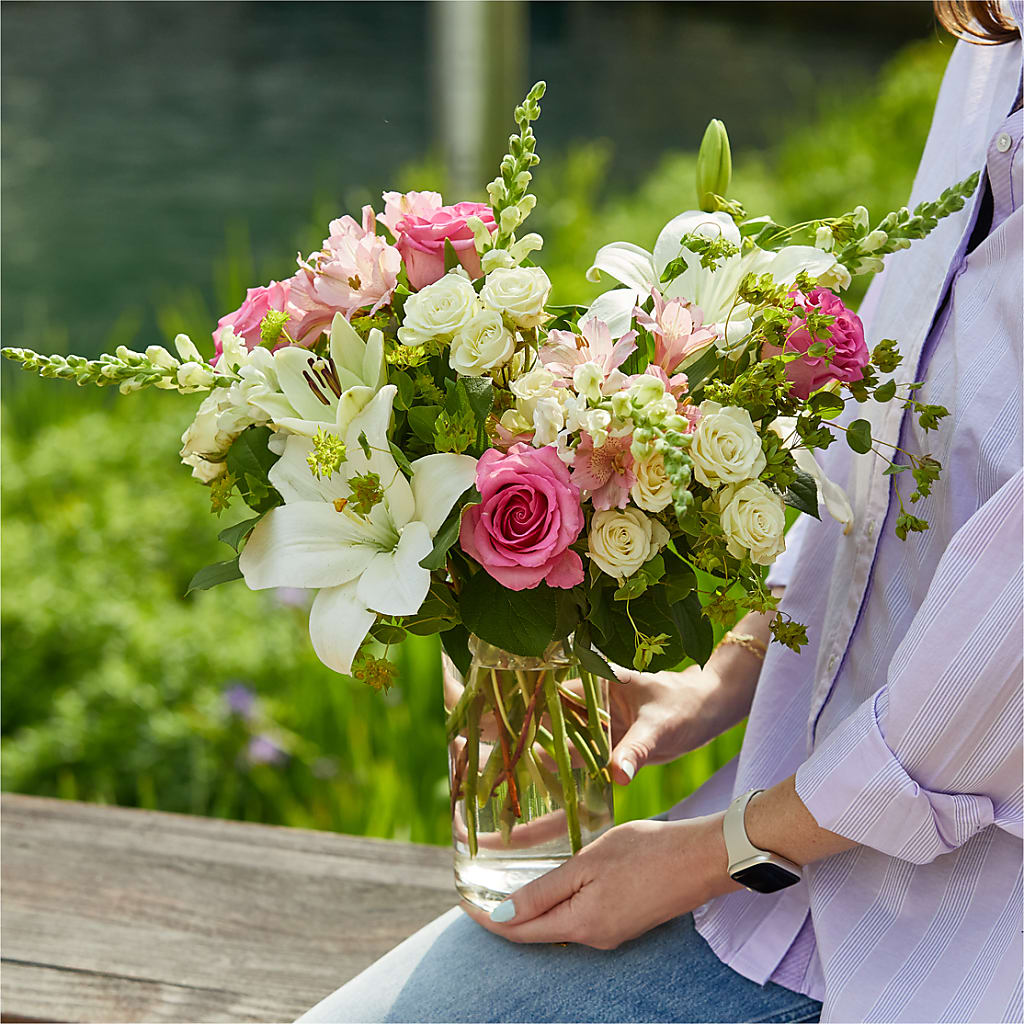 Fondly Bouquet –  Dickson Florist, Dickson TN