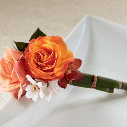 Sunset Dream Boutonniere –  Dickson Florist, Dickson TN