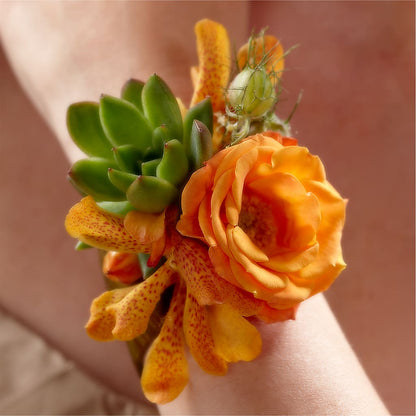 Irresistible Love Wrist Corsage –  Dickson Florist, Dickson TN